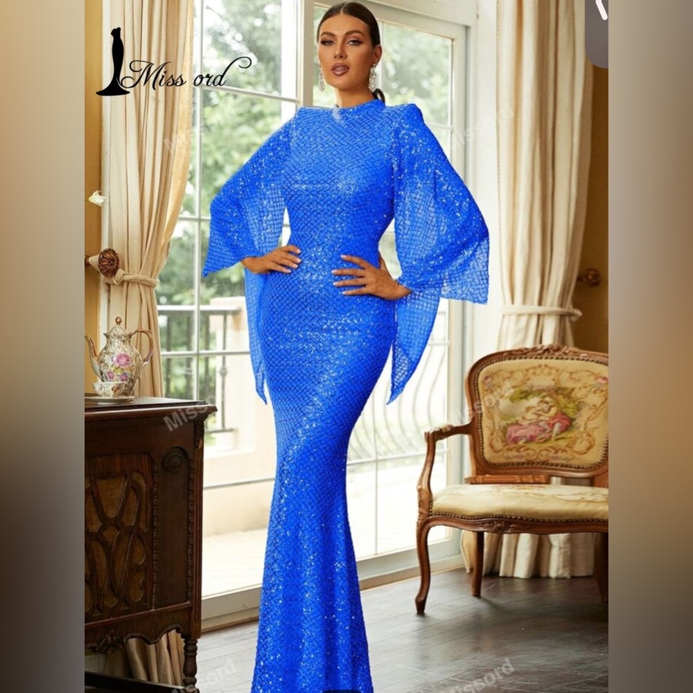 Blue mermaid gown